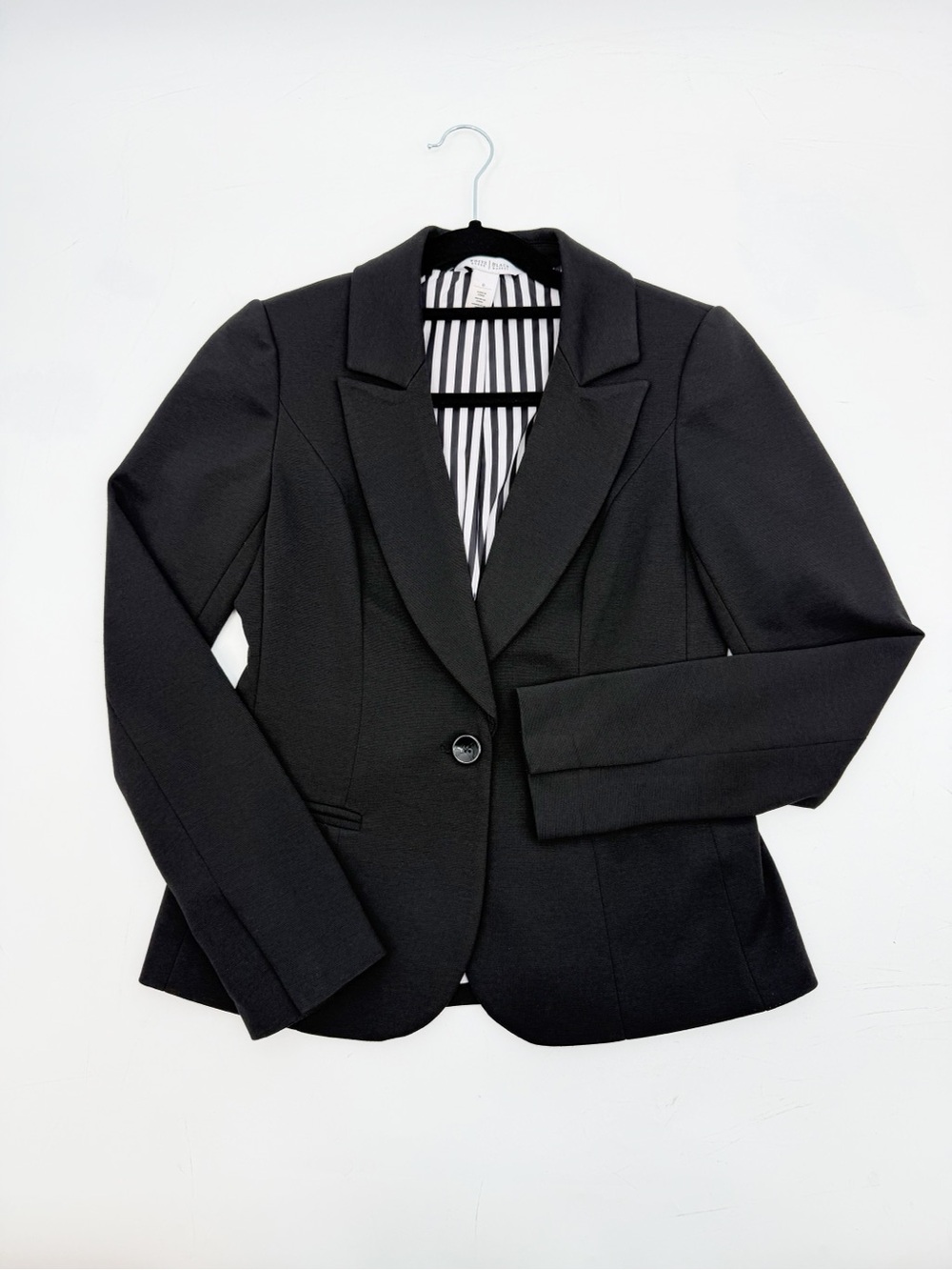 White House Black Market One Button Black Stretch Blazer Jacket Size 0